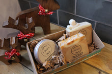 Load image into Gallery viewer, The gift of Christmas Set
