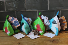 Load image into Gallery viewer, Christmas Cracking purse ~ By Planet Rubber