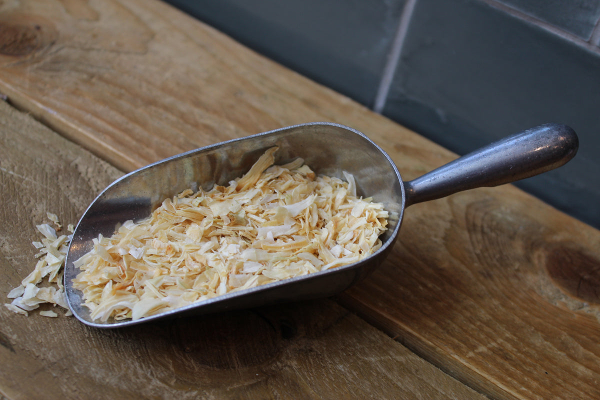 Organic dried onion flakes ~ per 100g – UnSealed, Clacton-on-Sea