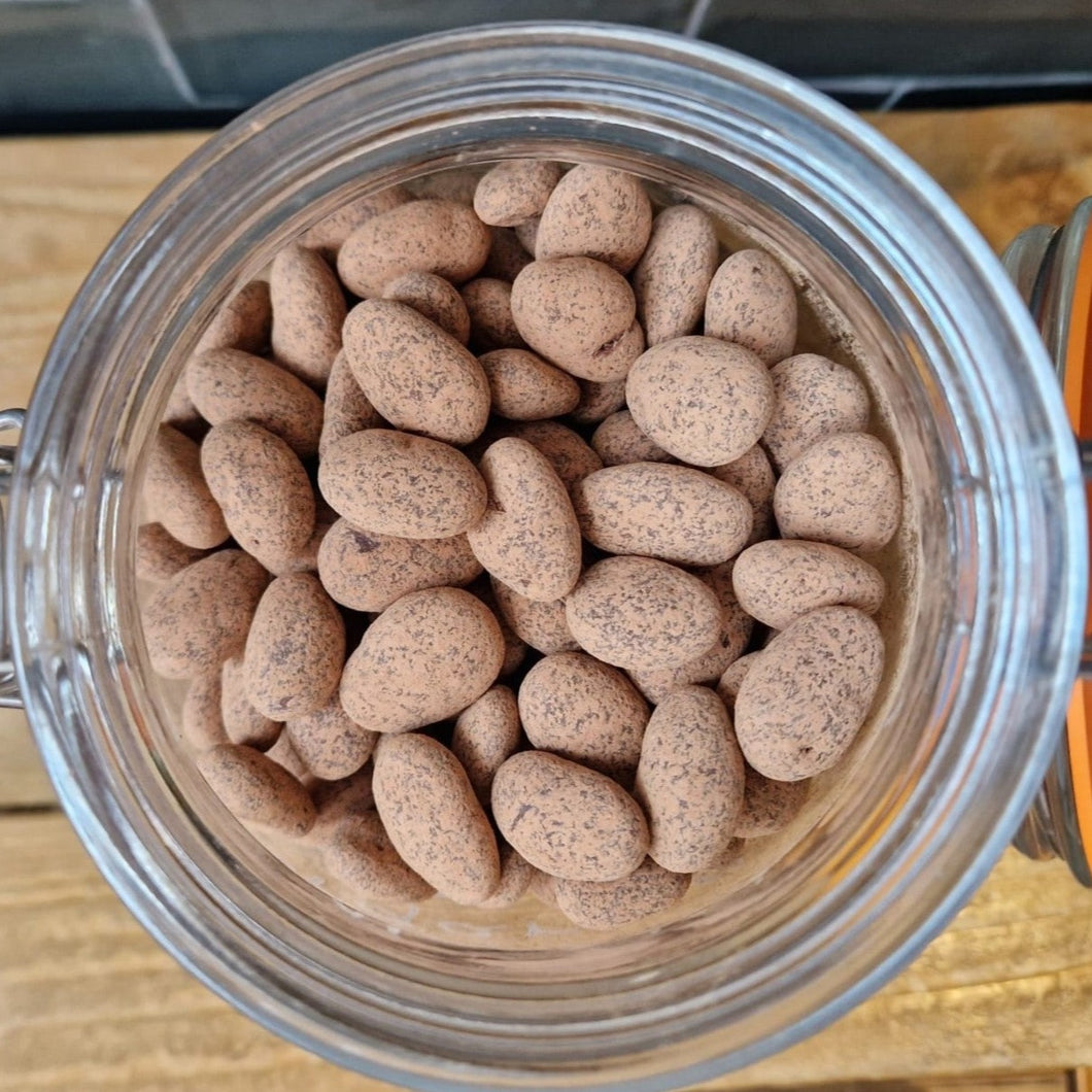 Organic Chocolate spiced Almonds - The Raw Chcolate Company - per 100g