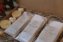 Load image into Gallery viewer, Pamper me wax melt gift set
