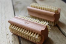 Load image into Gallery viewer, Natural nail brush
