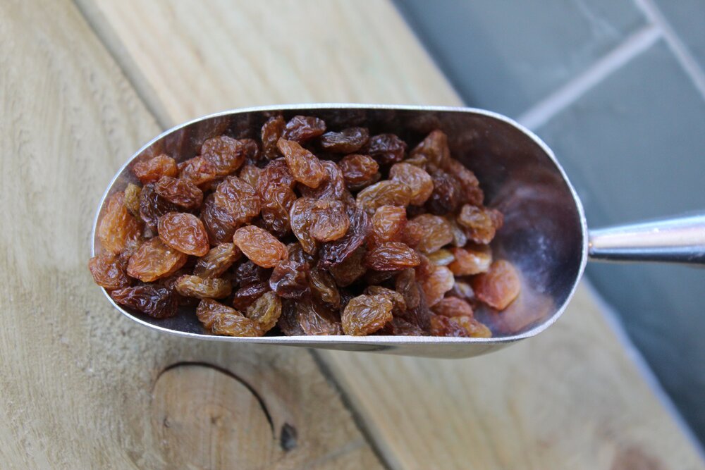 Sultanas ~ per 100g